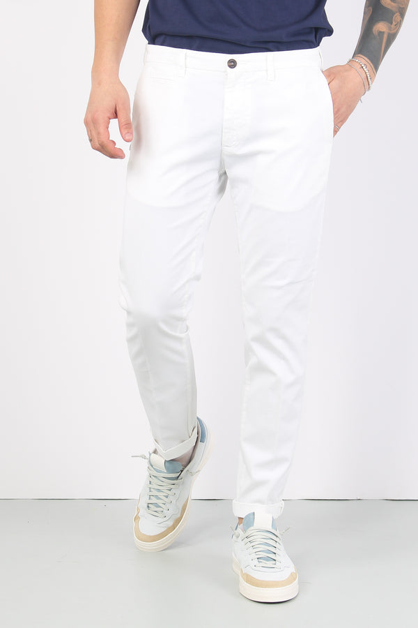 Pantalone Chino Slim Fit Bianco Ottico-2