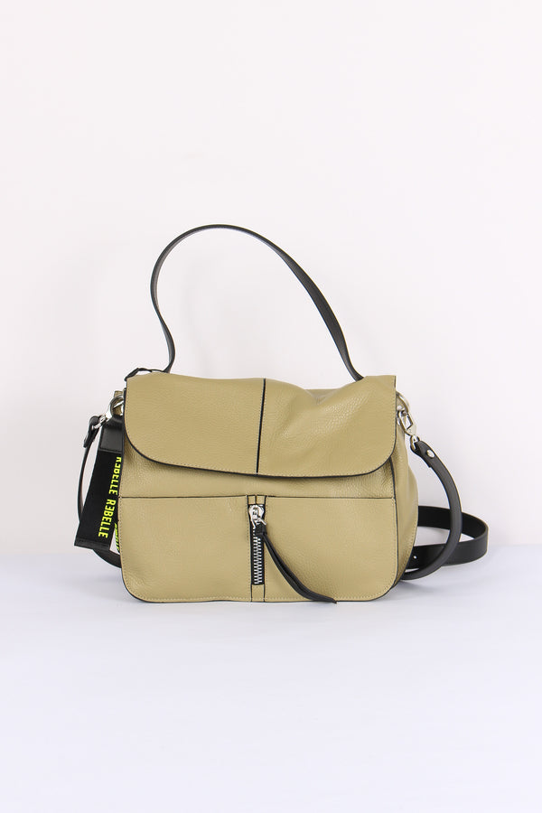 Carole Cartella Media Zip Centrale Vert