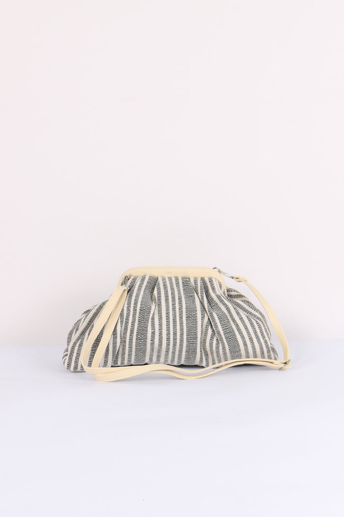 Pochette Morbida Riga Nero-3