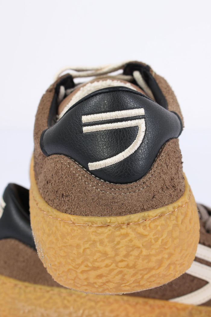 Sneakers Suede Baileys-5