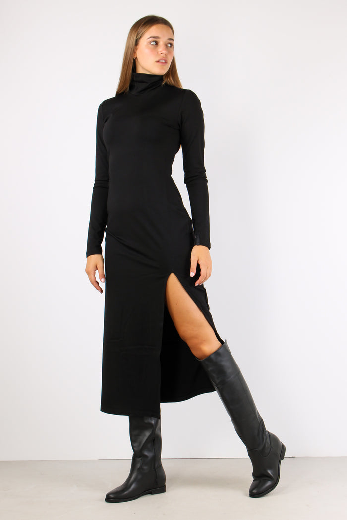 Abito Collo Alto Spacco Nero