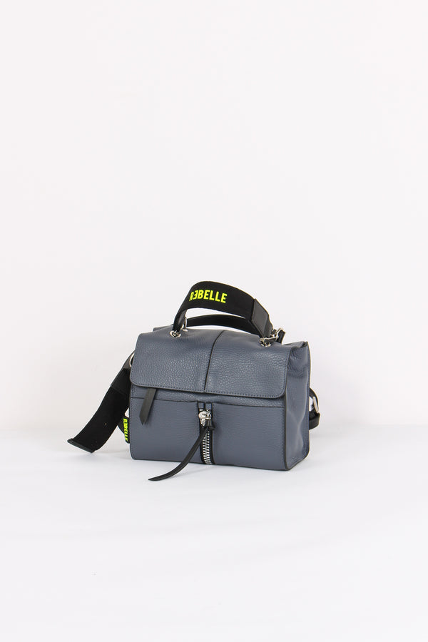 Chloe Tracollina Patta Shark-2