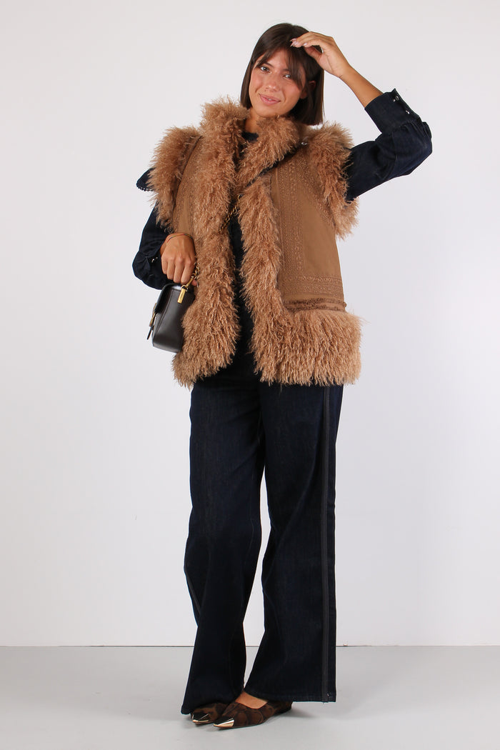 Gilet Mongolia Passamaneria Cammello