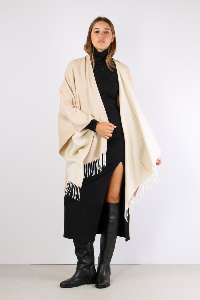 Mantella Logo Beige Sand