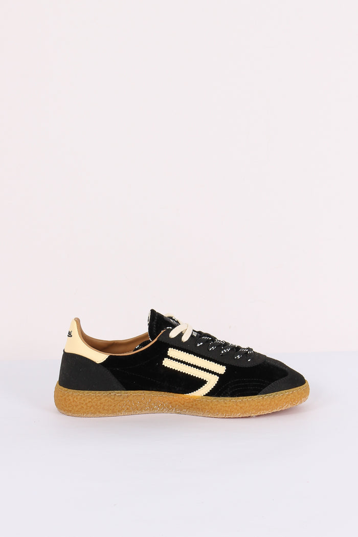 Sneakers  Vellutto Caviar