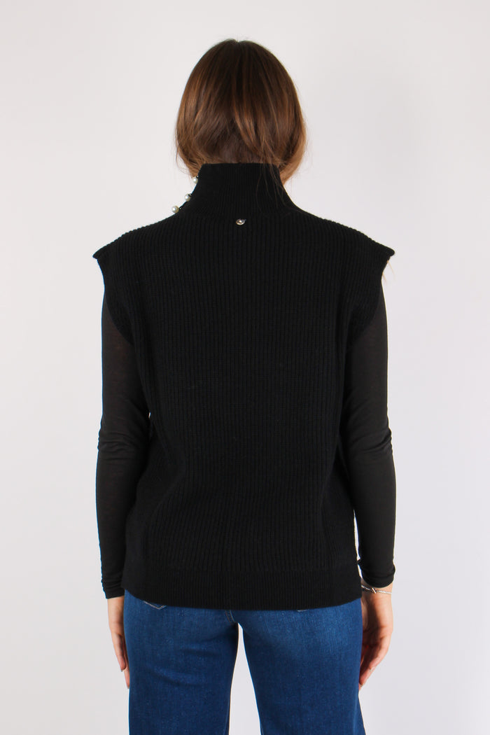 Maglia Collo Alto Smanicata Nero-4