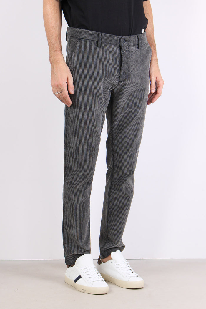 Pantalone Chino Slim Black Fade-5