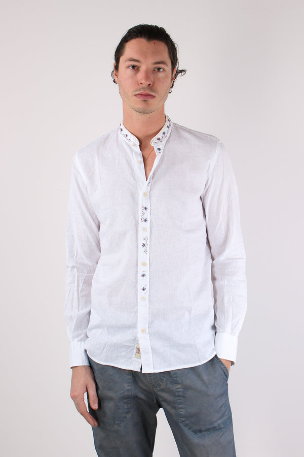 Camicia Lino Ricami Colletto Bianco-2