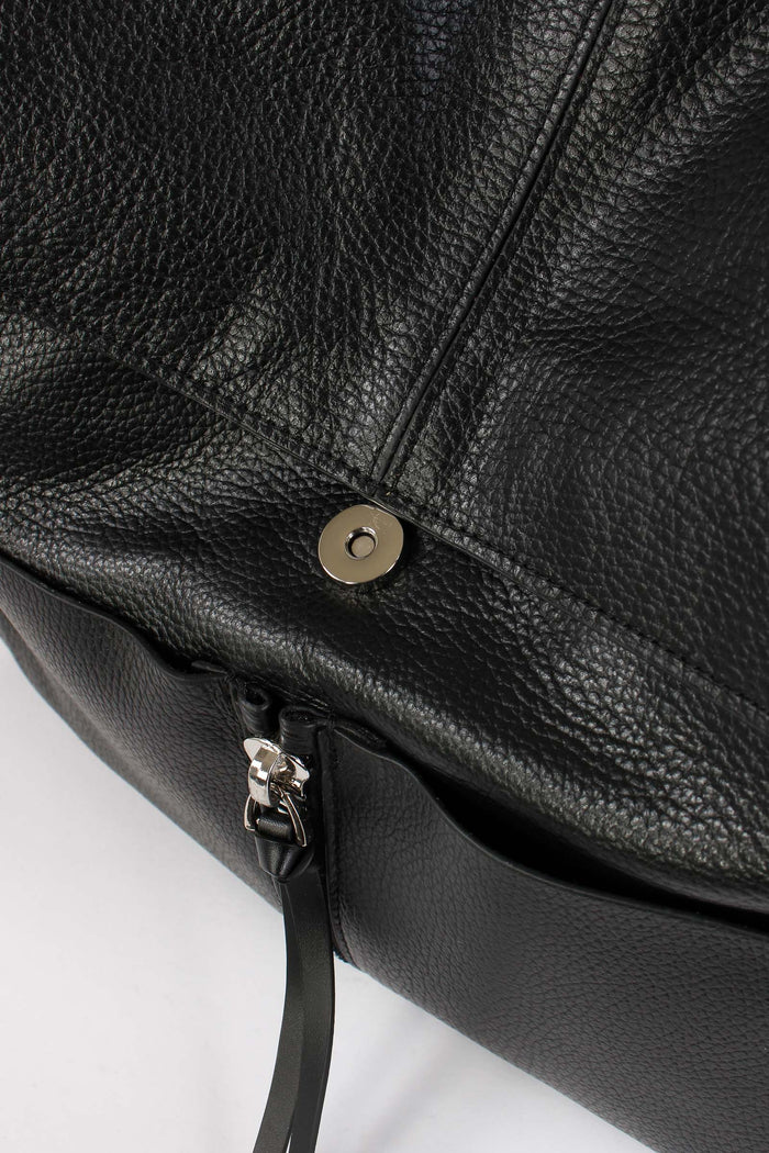 Clio Shopping Patta Black-7