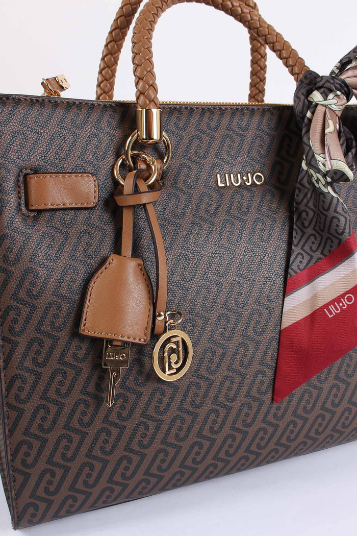 Shopping Logo Monogram Suede-4