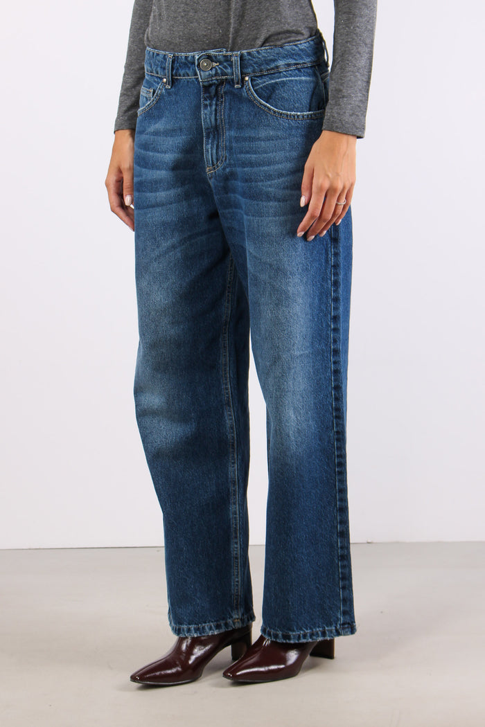 Diana Denim Boyfriend Fit Denim Medio-3
