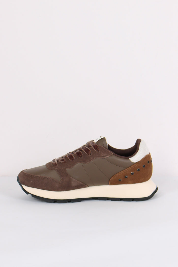 Sneaker Ally Studs Marrone-7