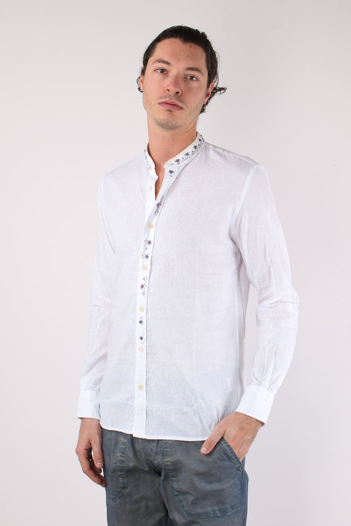 Camicia Lino Ricami Colletto Bianco-3