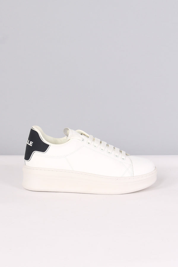 Sneaker Mc Queen Basica Bianco/nero