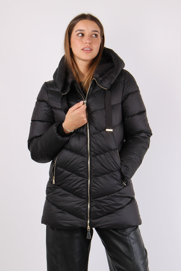 Piumino Svasato Nero-2