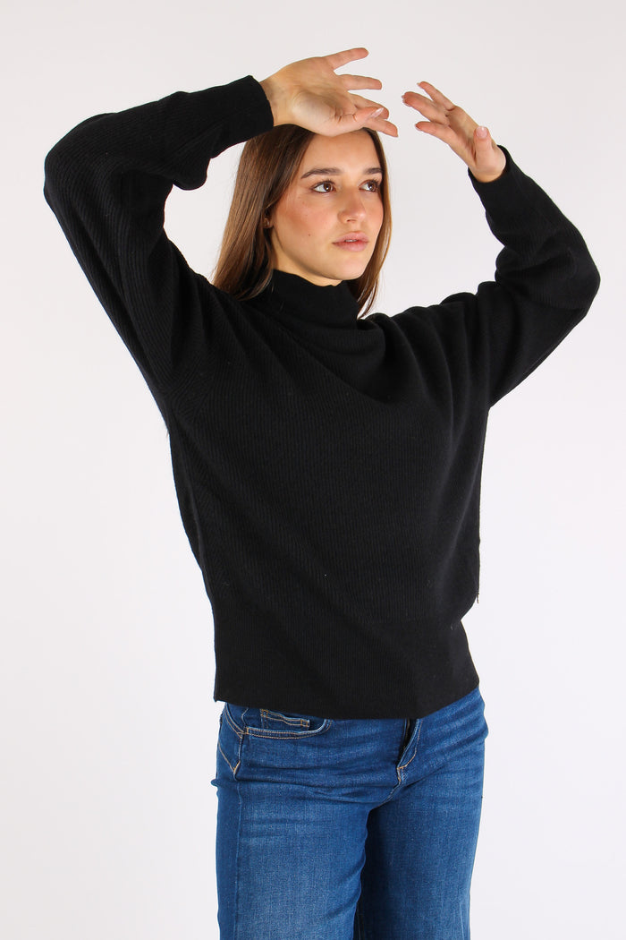 Maglia Collo Alto Nero-7