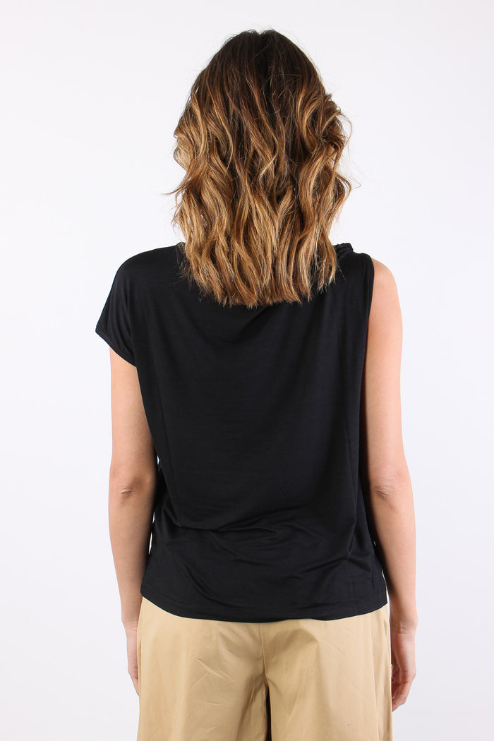 T-shirt Nodo Spalla Nero-5
