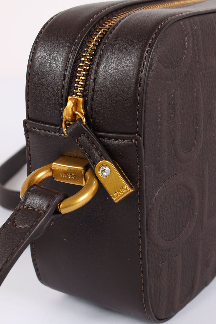 Camerca Case Logo 3d Deep Brown-4