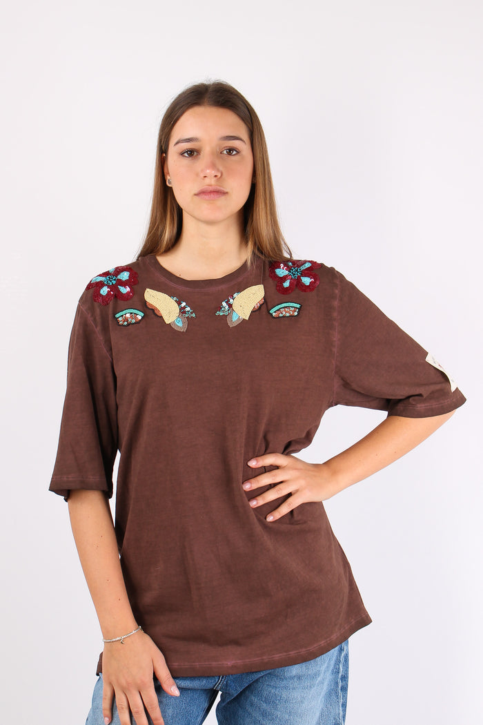 T-shirt Patch Ricami Unica-3