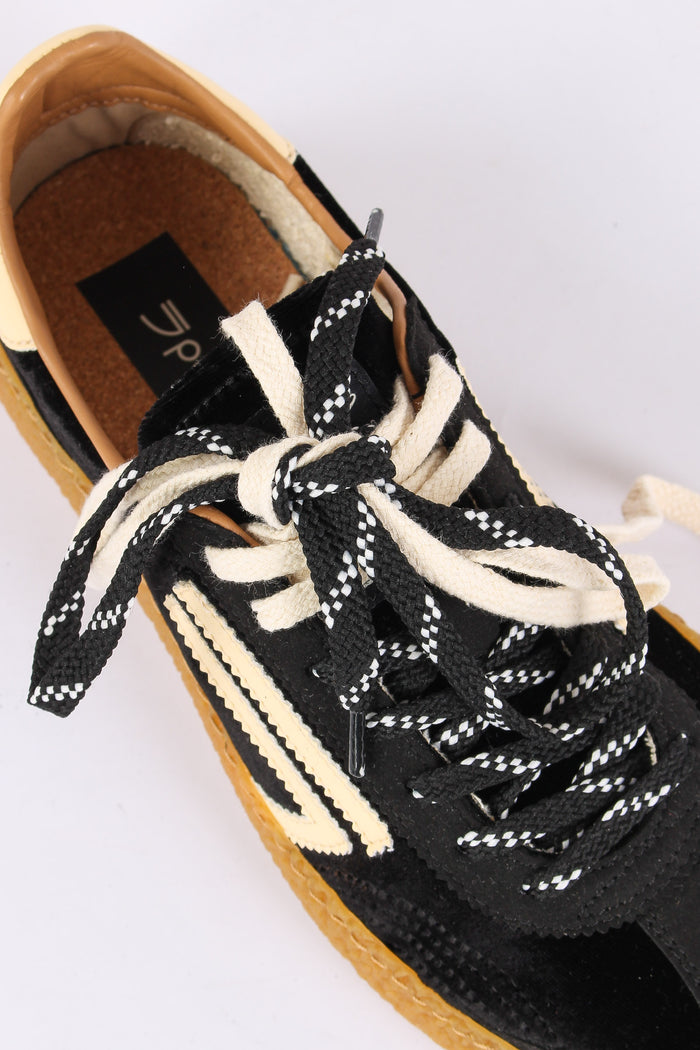 Sneakers  Vellutto Caviar-5