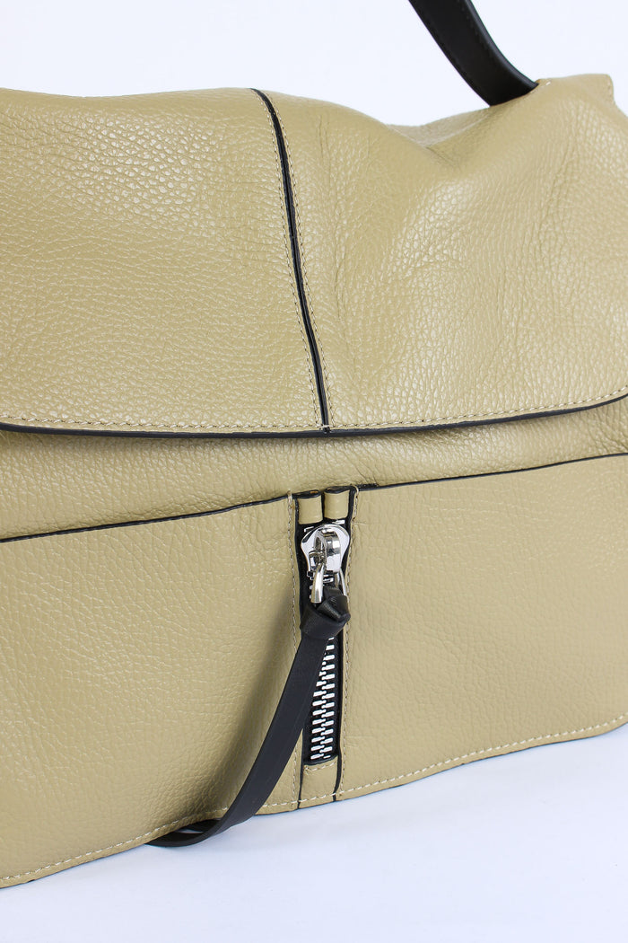 Carole Cartella Media Zip Centrale Vert-4