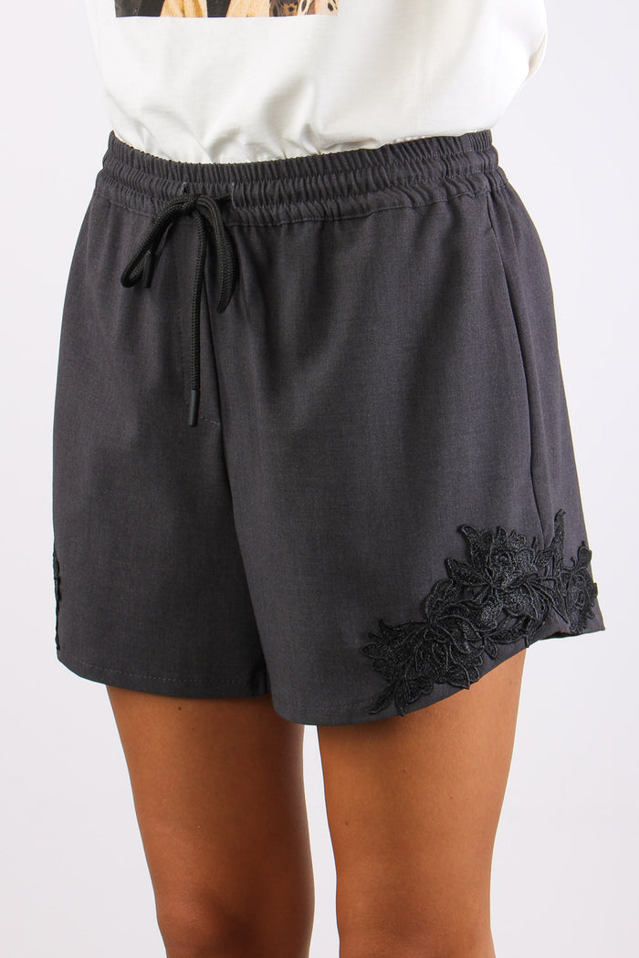 Short Inserto Macrame Antracite-3