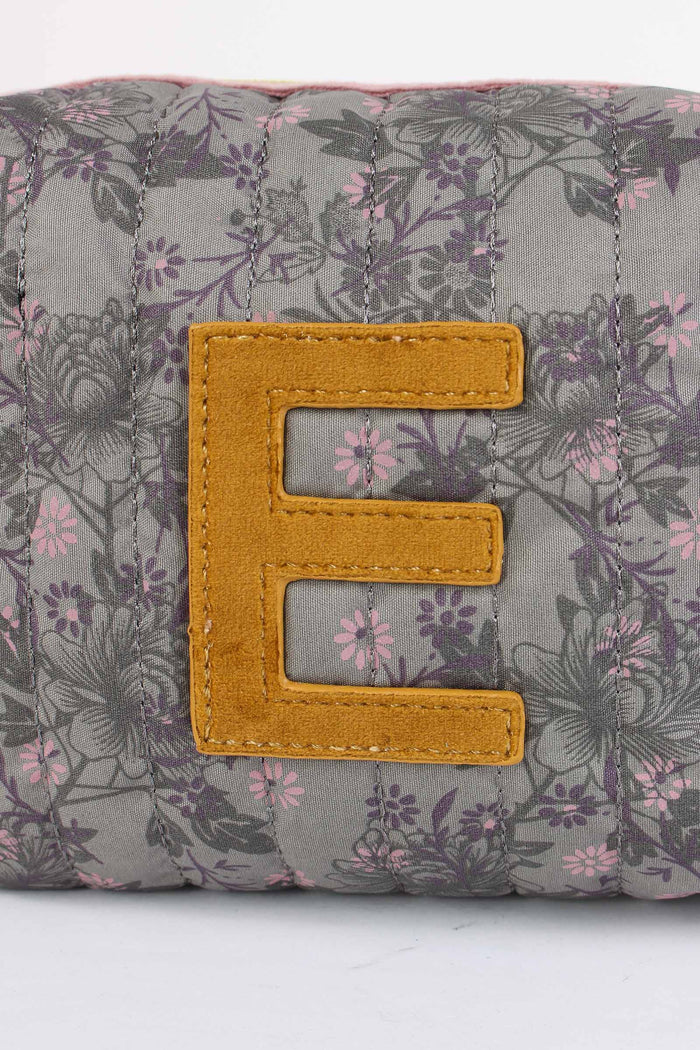 Pochette Patch Lettera E Grigio//rosa-2