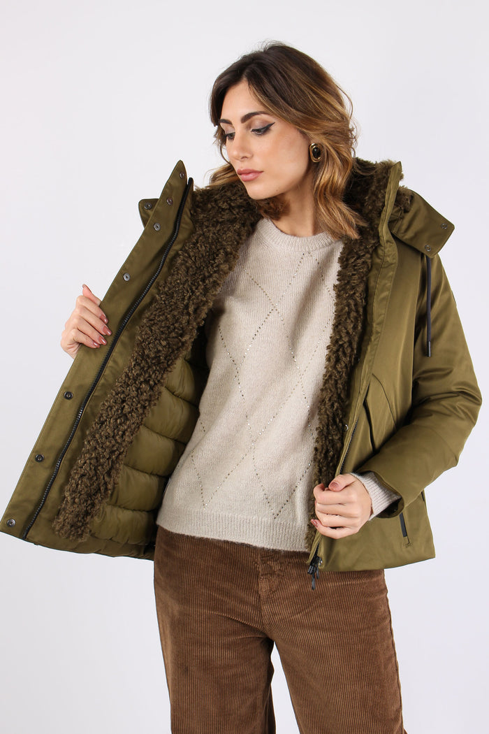 Kara Parka Corto Interno Teddy Green-3