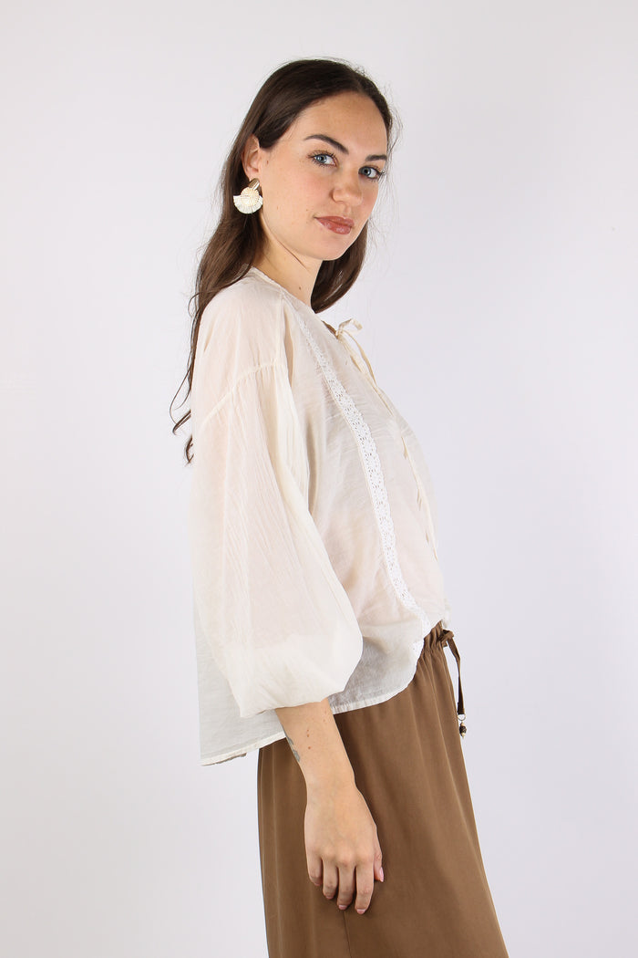 Blusa Mussola Inserto Macrame Burro-6