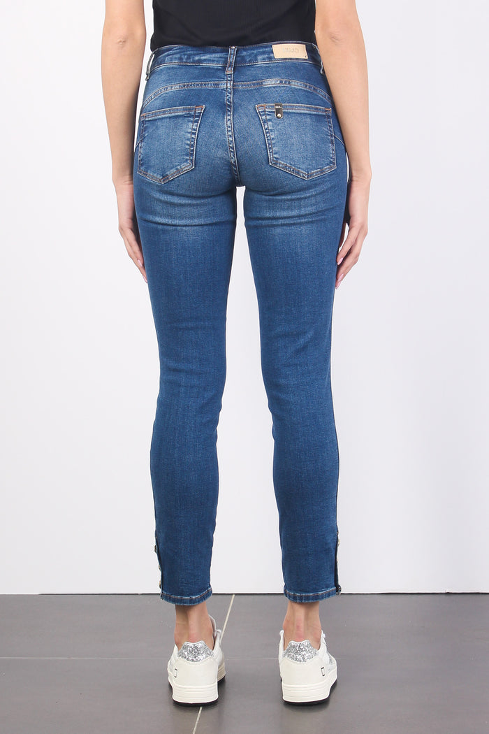 Jeans Classy Bottone Fondo Denim Medio-4