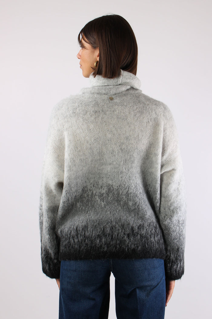 Collo Alto Degrade Grey Degrade-5