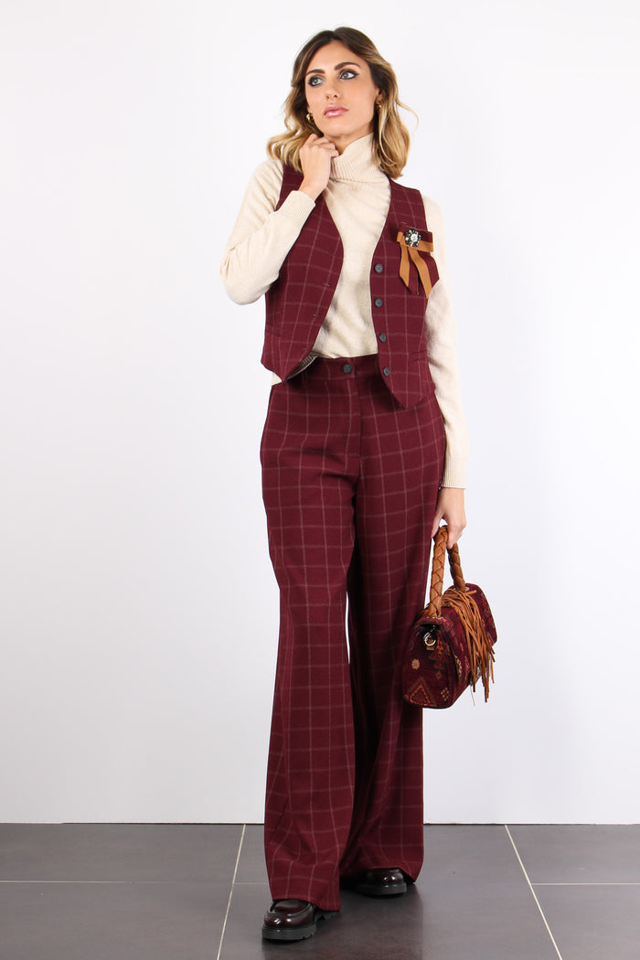 Gilet Quadro Spilla Bordeaux-4