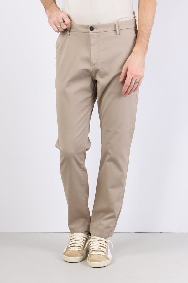 Pantalone Chino Slim Fantasia Desert Sage-2