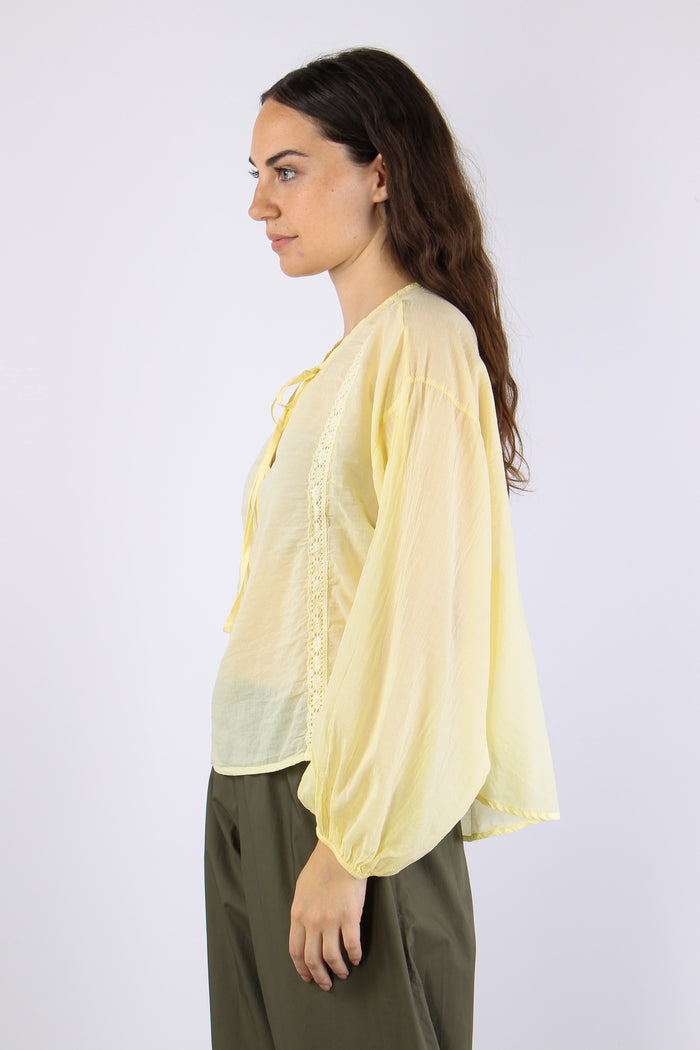 Blusa Mussola Inserto Macrame Giallo-3