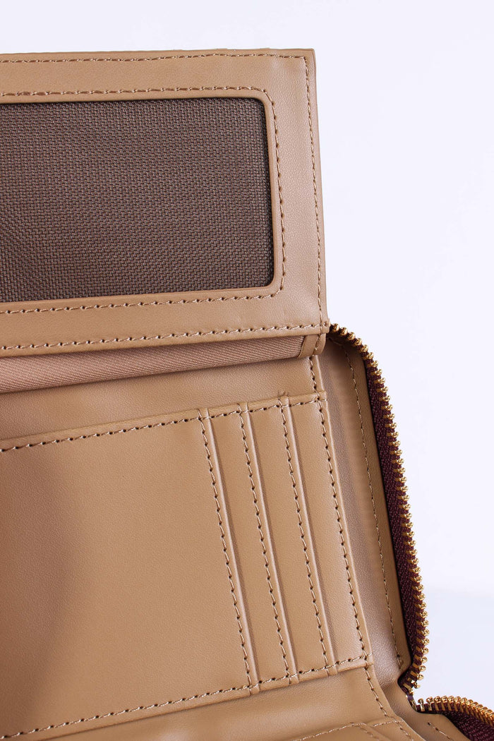 Zip Around Piccolo Matelasse Vino-7