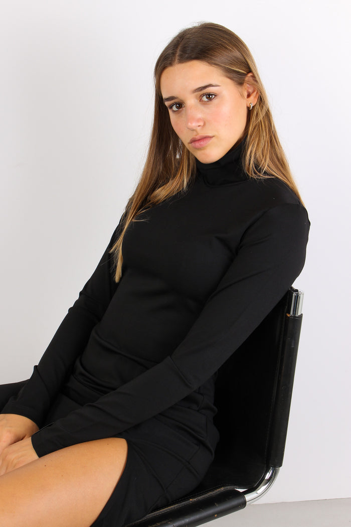 Abito Collo Alto Spacco Nero-10