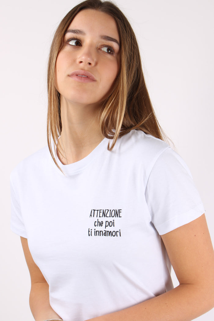 T-shirt Ricamo Attenzione Che Bianco-2