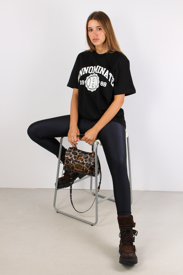 T-shirt Over College Nero-5