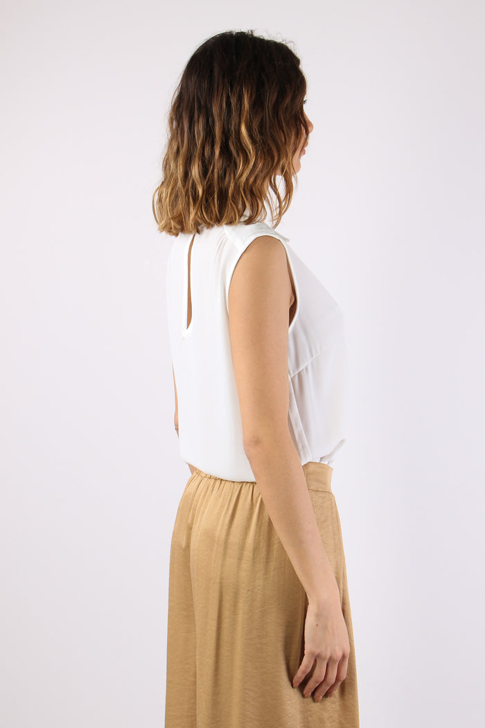 Jeanne Blusa Smanicata Catena Milk-7