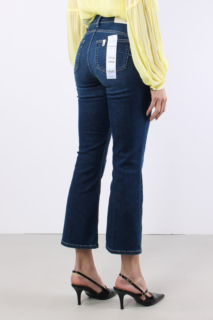 Jeans Trombetta Bottoni Denim Scuro-7