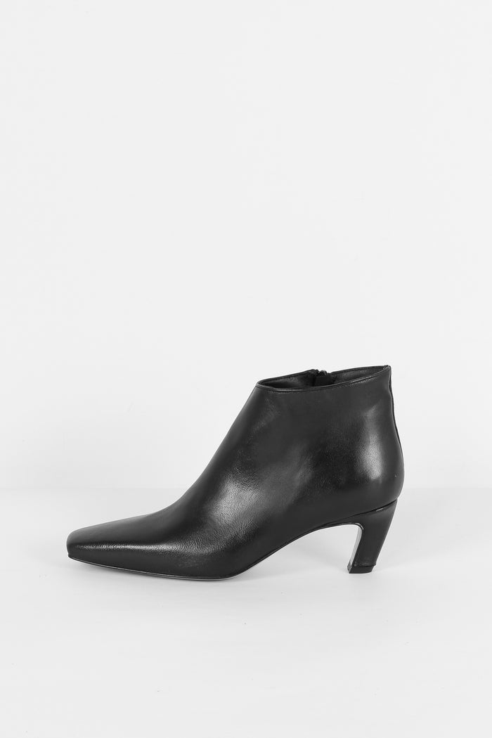Tronchetto Tacco Banana Nero-7