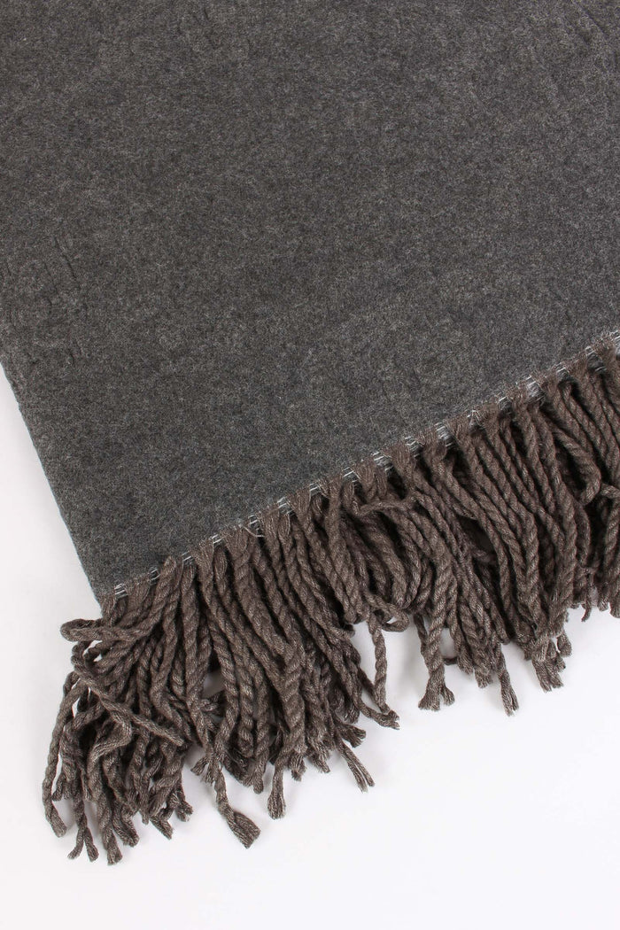 Poncho Embossed Grey Cloud-8