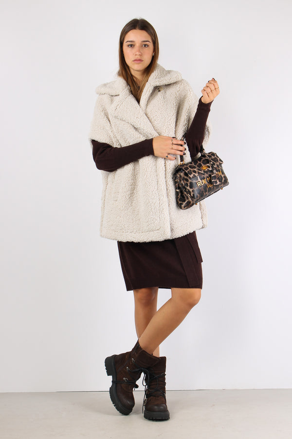 Gilet Over Teddy Birch