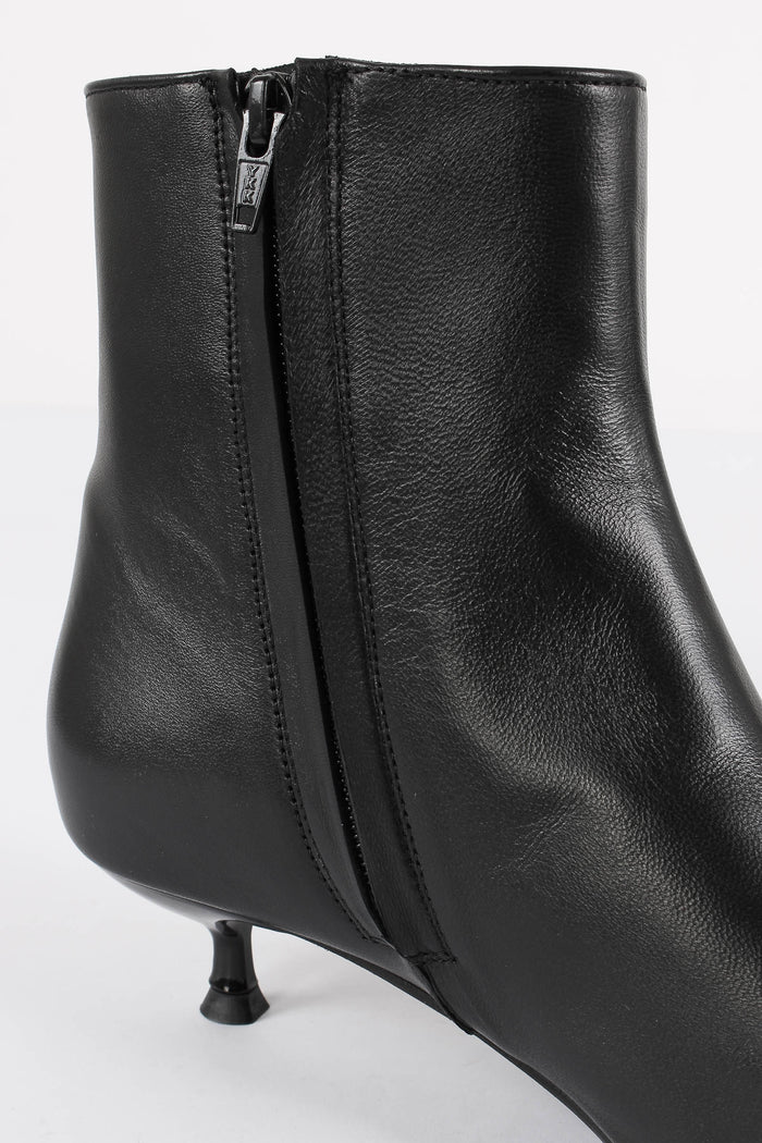 Tronchetto Suede Tacco Basso Nero-5