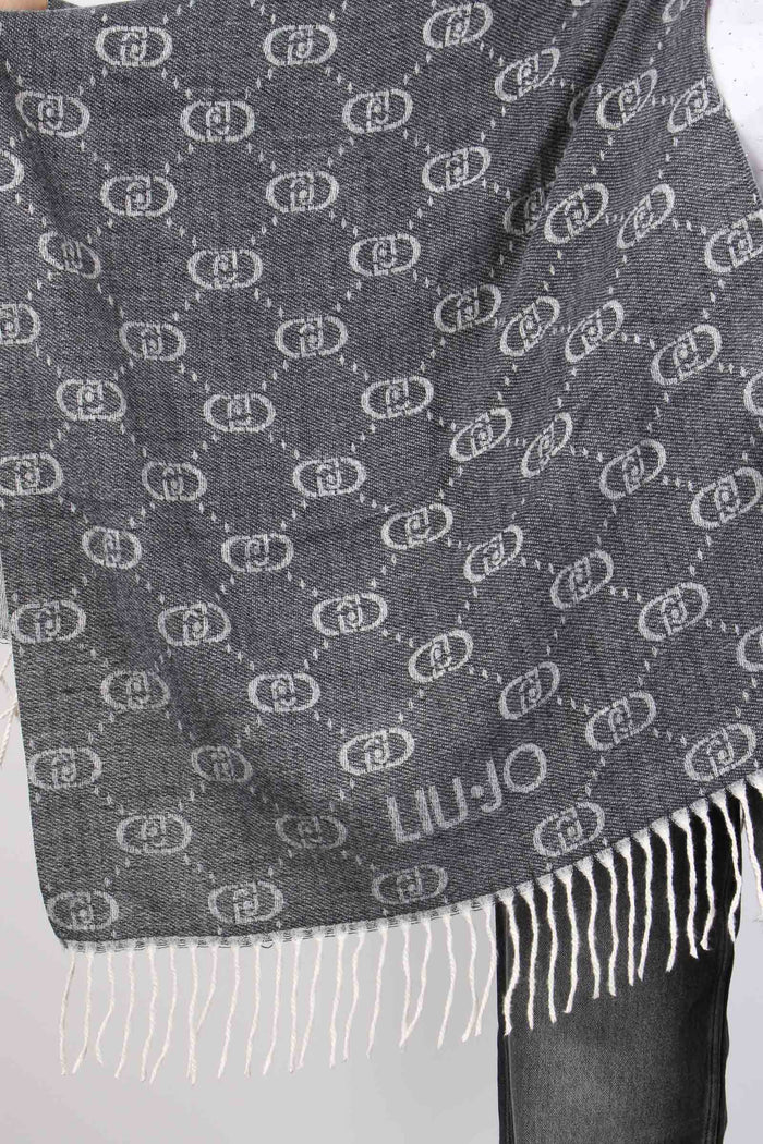 Poncho Frange Maxi Logo Grey Cloud-7