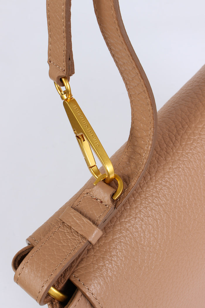 Cecile Tracolla Patta Clay-6