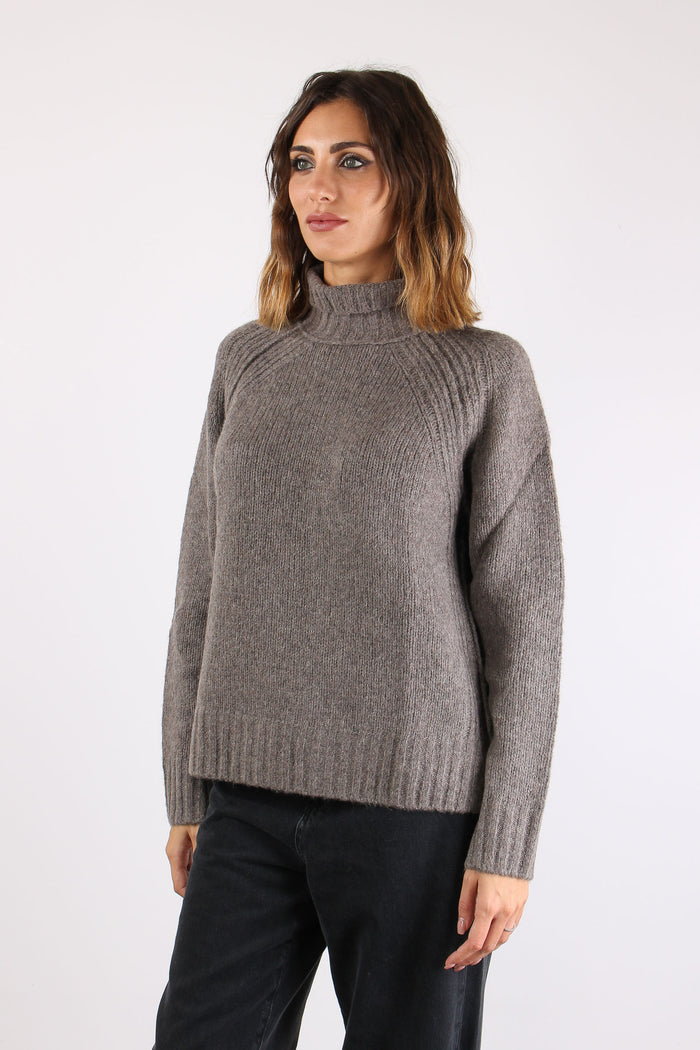 Maglia Collo Alto Spacchi Fango-6