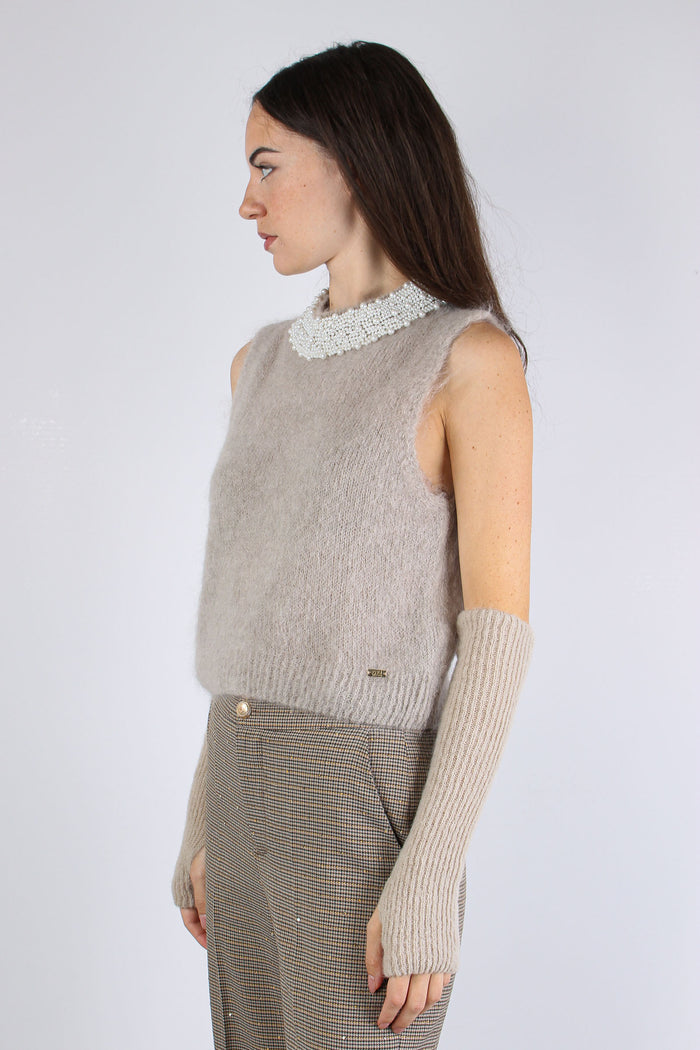 Gilet Maglia Collana Perle Nude-4