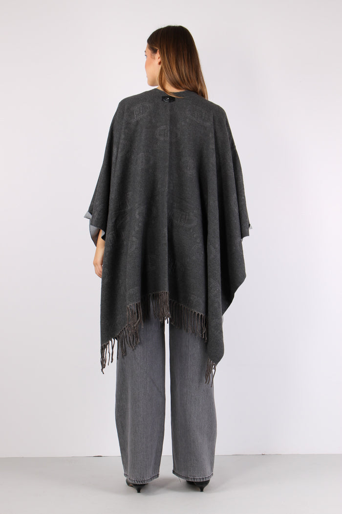 Poncho Embossed Grey Cloud-4