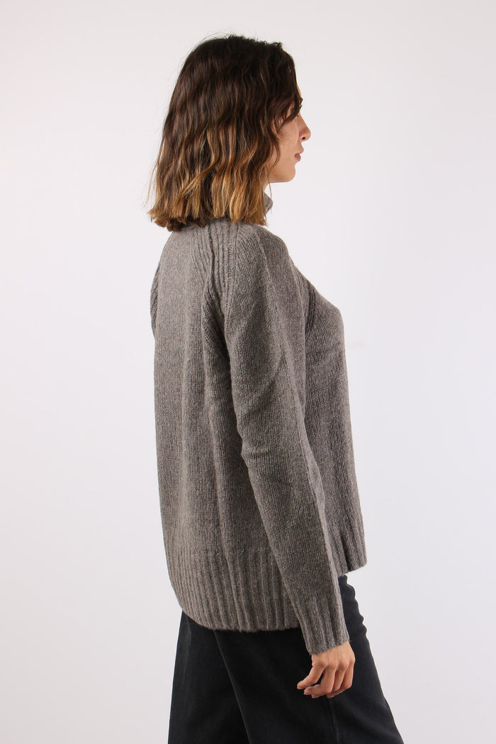 Maglia Collo Alto Spacchi Fango-7